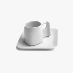 « TASSE À CAFÉ ET SOUCOUPE »