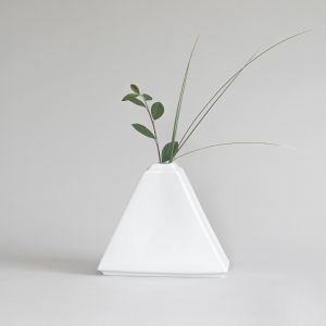 « TRIANGLE »